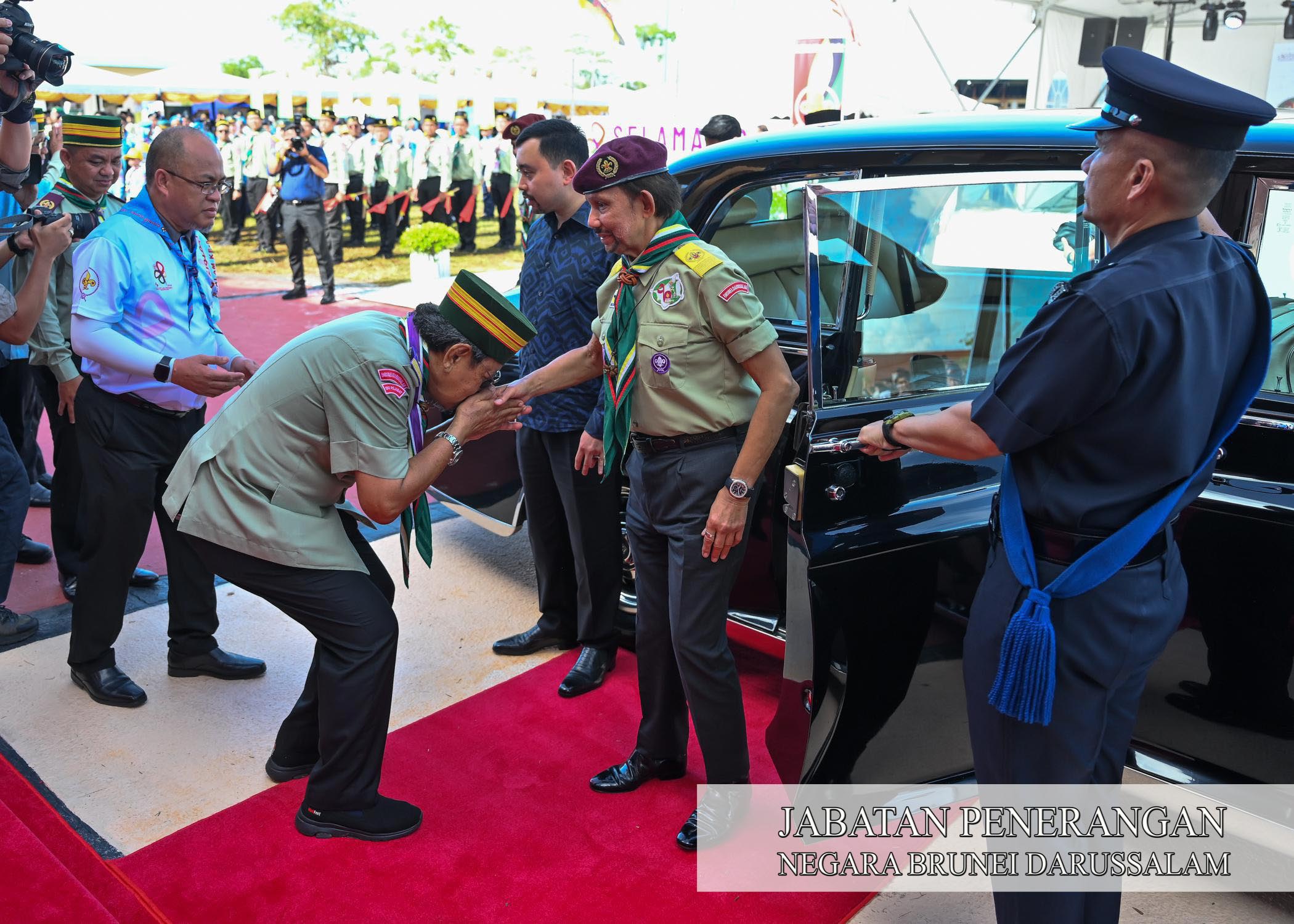 Berkenan berangkat ke Majlis Jambori Pengakap 2023